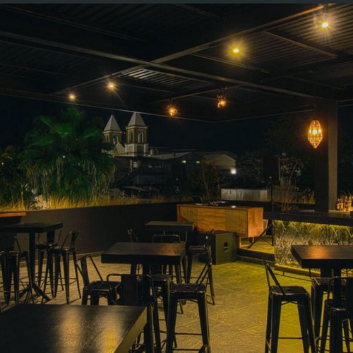 Dalton Gin Bar