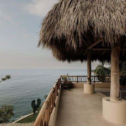 La Joia House